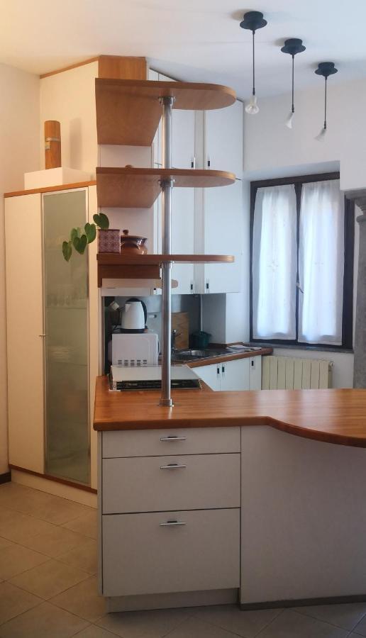 Residenza Esse Villa Angera Eksteriør billede
